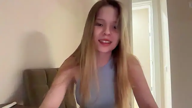Snapshot of CandysRose chatting on 9, 5, 2026 CandysRose online show from 9, 5, 2026