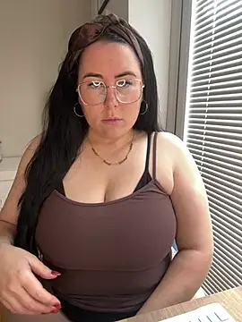 Snapshot of Ruby-Black chatting on 2, 3, 2026 Ruby-Black online show from 2, 3, 2026