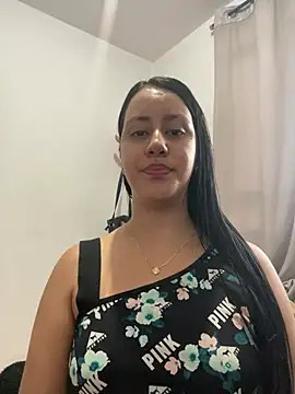 Natasha Kiim  online show from 15, 2, 2026