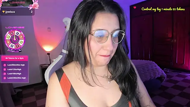 Snapshot of tellmemaddie chatting on 17, 6, 2026 tellmemaddie online show from 17, 6, 2026