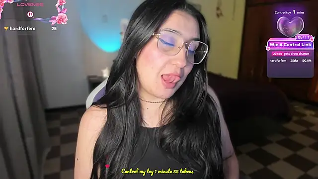 Snapshot of tellmemaddie chatting on 1, 7, 2026 tellmemaddie online show from 1, 7, 2026