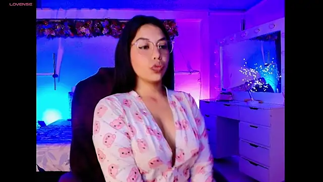 kloe28 online show from 20, 11, 2025