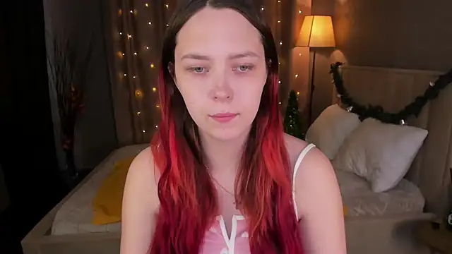 Monica  Queen online show from 1, 12, 2025