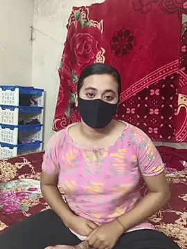 Love Queen11 online show from 19, 12, 2025