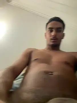 Snapshot of Aaroncornelius chatting on 17, 3, 2026 Aaroncornelius online show from 17, 3, 2026