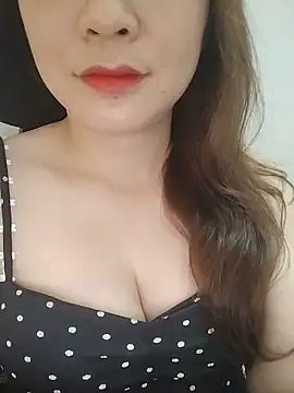Girl Shy2000 online show from 10, 6, 2026