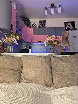 Crystal Neko online show from 6, 5, 2026