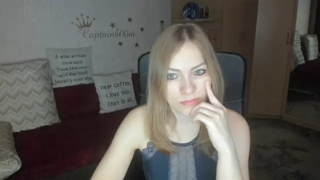 Tiffany Bates online show from 4, 11, 2025