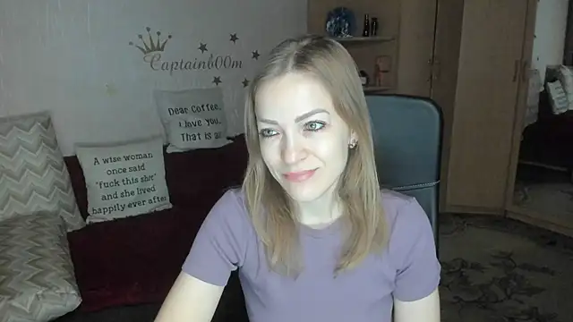 Tiffany Bates online show from 3, 12, 2025