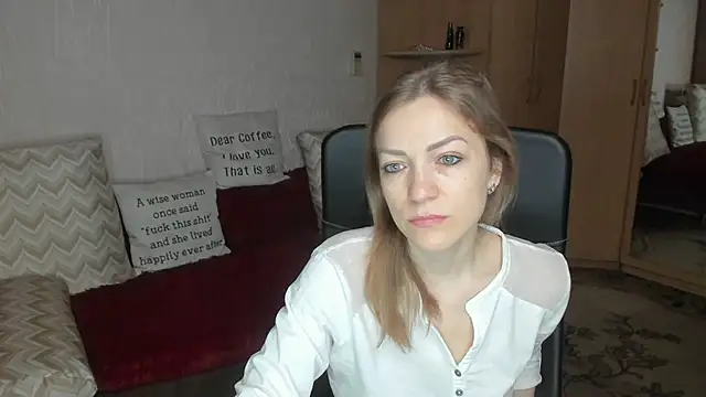 Tiffany Bates online show from 23, 12, 2025