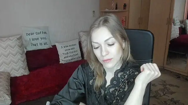 Tiffany Bates online show from 24, 4, 2026