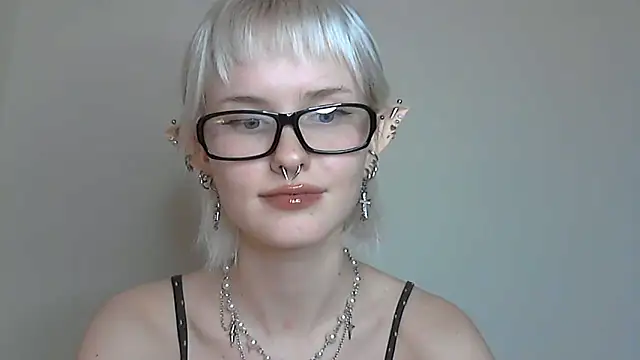 Paradoxy  online show from 29, 10, 2025