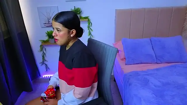 pequitasmedusa9 online show from 2, 10, 2025