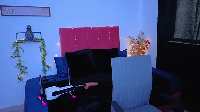 pequitasmedusa9 online show from 15, 10, 2025