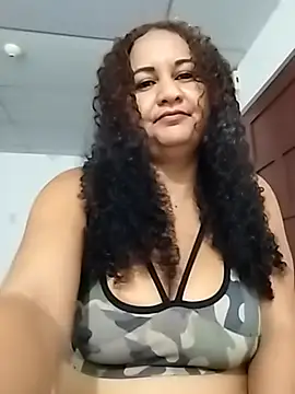 MEYBELLATINA online show from 14, 11, 2025