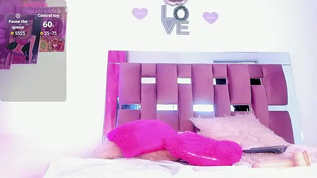 Snapshot of sofiaa_ferrer chatting on 6, 11, 2025 sofiaa ferrer online show from 6, 11, 2025