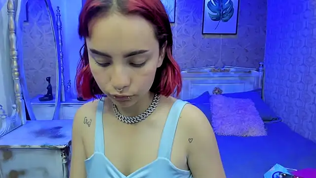 Megane whitte online show from 25, 11, 2025