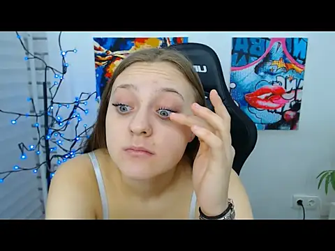 Snapshot of ArinaBelle chatting on 28, 11, 2025 ArinaBelle online show from 28, 11, 2025