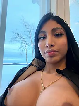 Snapshot of val69_ chatting on 7, 3, 2026 val69 online show from 7, 3, 2026