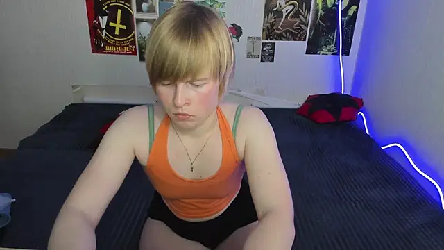 Cattie w  online show from 12, 2, 2026