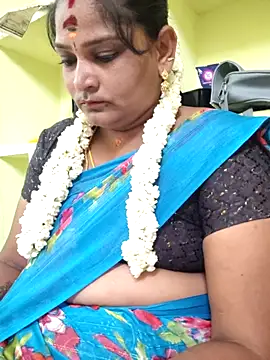 navyasree143 online show from 18, 4, 2026