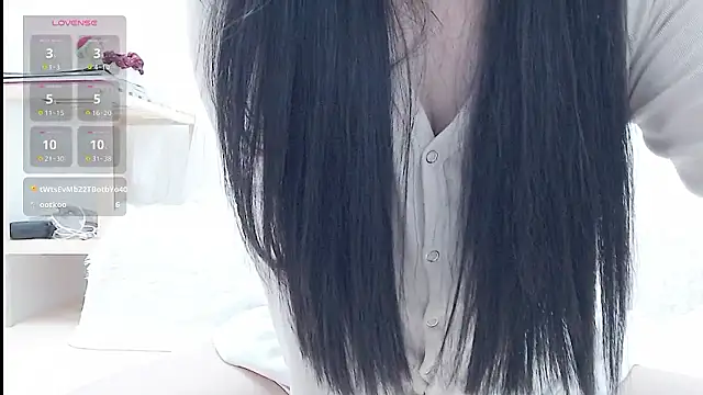 Snapshot of Moj005jp_xo98 chatting on 18, 12, 2025 Moj005jp xo98 online show from 18, 12, 2025