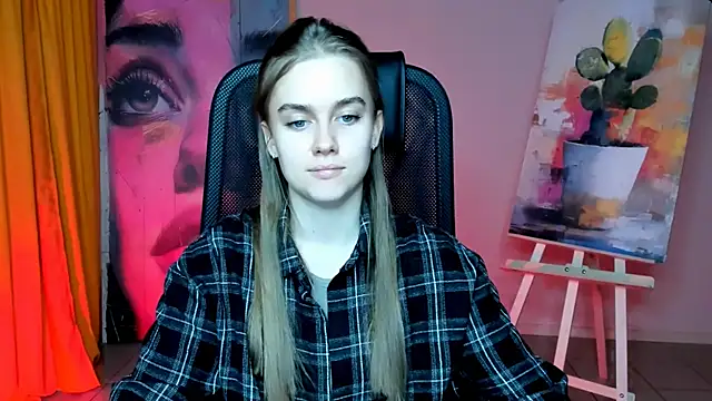 JuneWoods online show from 28, 4, 2026