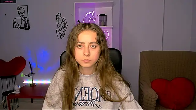 rebecca smile online show from 10, 11, 2025