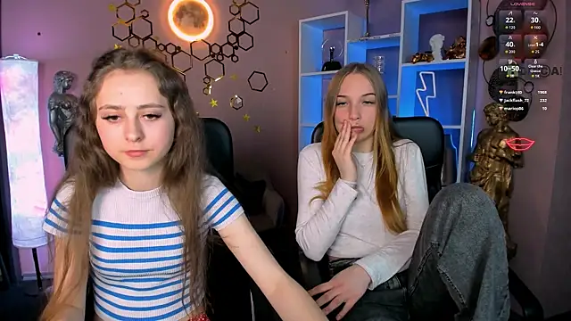 rebecca smile online show from 25, 4, 2026