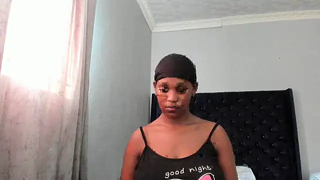 ConnieSmall24 online show from 12, 7, 2026
