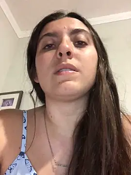 Snapshot of larj021bb chatting on 9, 10, 2025 larj021bb online show from 9, 10, 2025