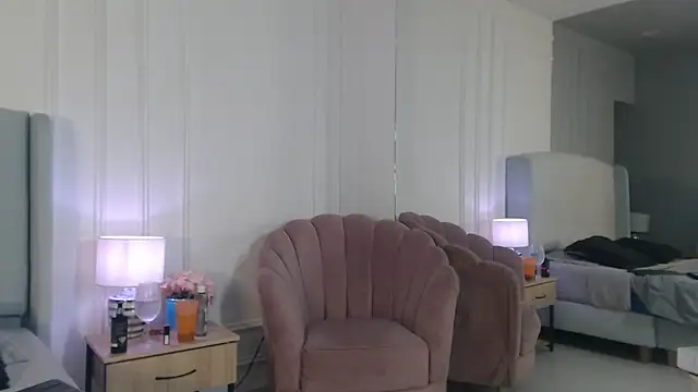 ChantalGarner online show from 28, 4, 2026