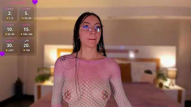 Violeta dh online show from 13, 4, 2026