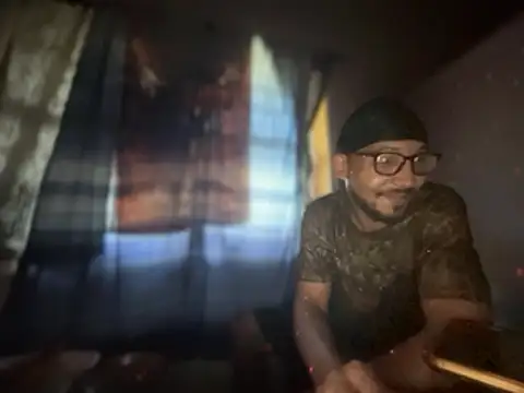 ThrowedWorldWide online show from 11, 5, 2026