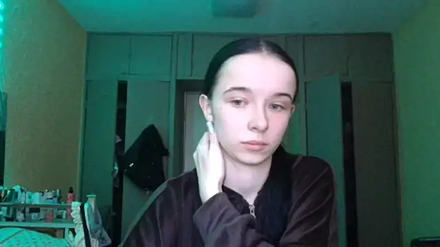 Emilia Light online show from 10, 3, 2026