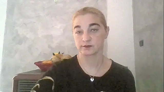 GoldenAngelMilf online show from 22, 4, 2026