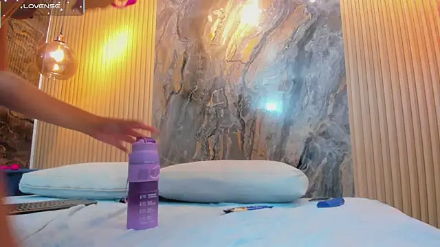 beca winn online show from 11, 3, 2026