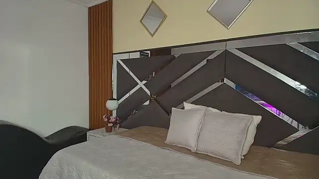 GabySweett  online show from 26, 4, 2026