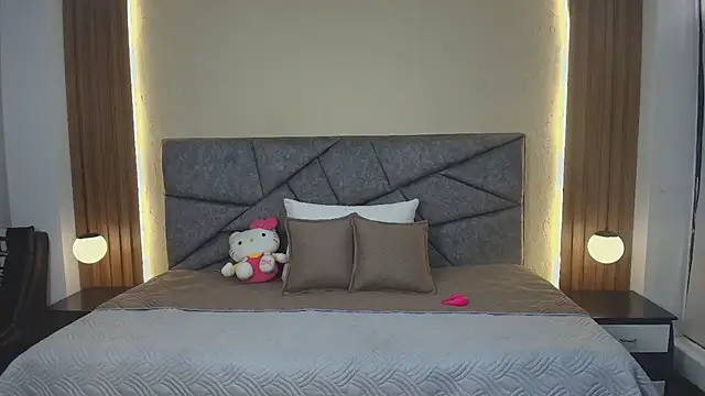 GabySweett  online show from 27, 4, 2026