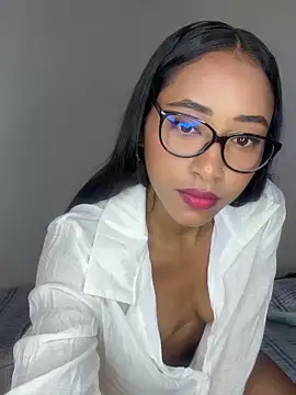 Snapshot of Soleyma_ chatting on 30, 9, 2025 Soleyma online show from 30, 9, 2025