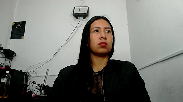 KateValencia online show from 23, 4, 2026
