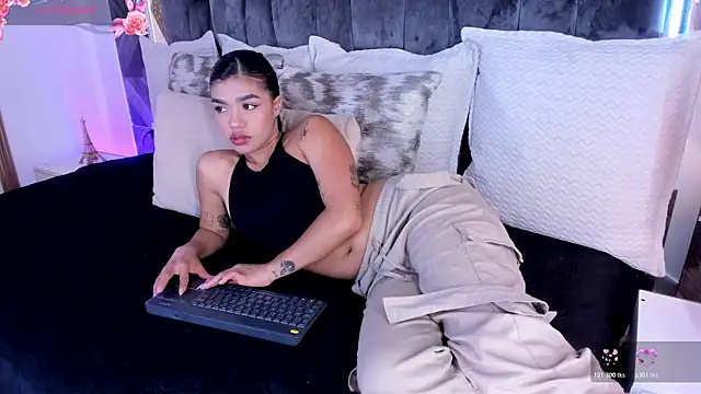 NaylaGrey online show from 30, 6, 2026