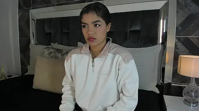 NaylaGrey online show from 3, 7, 2026