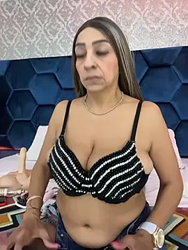 Angelina Roa online show from 20, 7, 2026