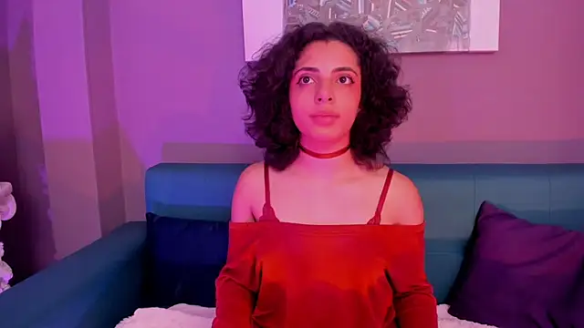 Snapshot of Alessiia__ chatting on 6, 11, 2025 Alessiia online show from 6, 11, 2025