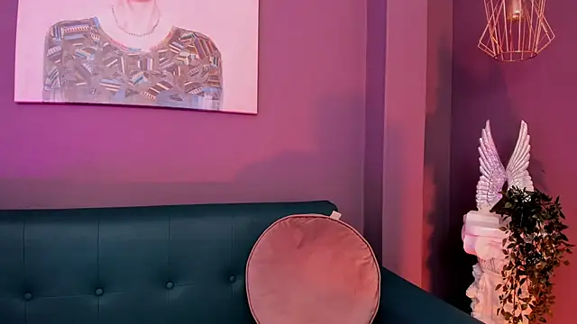 Snapshot of Alessiia__ chatting on 29, 11, 2025 Alessiia online show from 29, 11, 2025