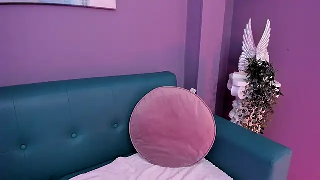 Snapshot of Alessiia__ chatting on 8, 1, 2026 Alessiia online show from 8, 1, 2026