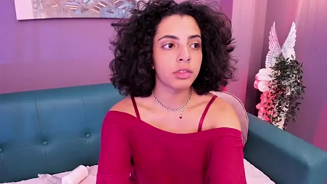 Snapshot of Alessiia__ chatting on 8, 2, 2026 Alessiia online show from 8, 2, 2026