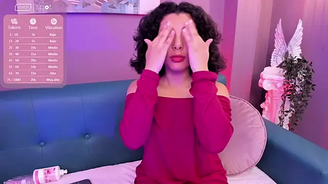 Snapshot of Alessiia__ chatting on 13, 2, 2026 Alessiia online show from 13, 2, 2026