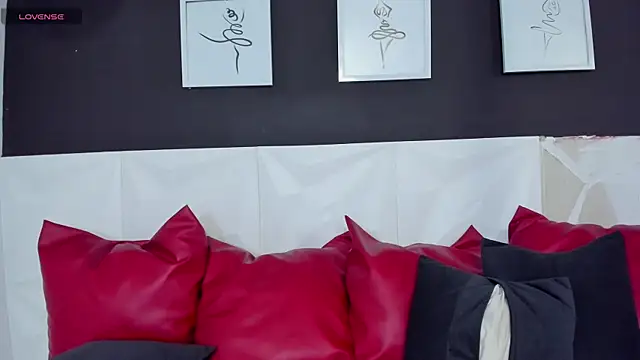 Snapshot of sofi_laane chatting on 14, 11, 2025 sofi laane online show from 14, 11, 2025